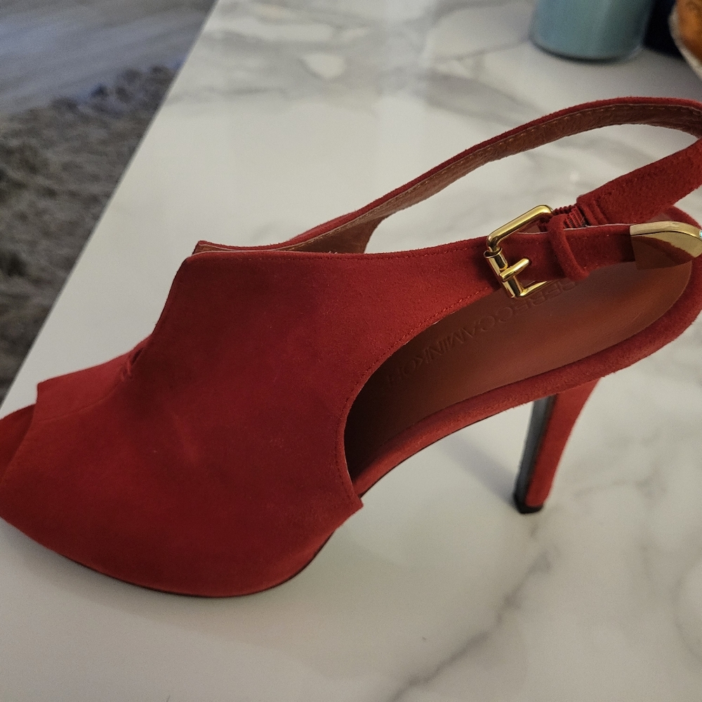 Shoes - Picture 4 of 6